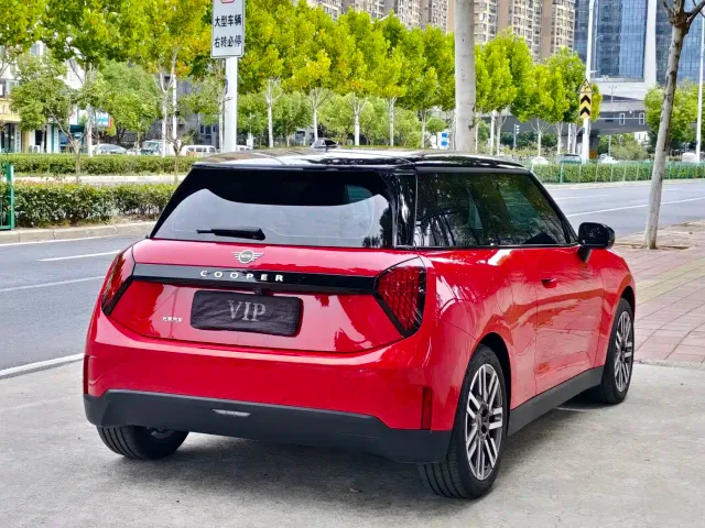 MINI Cooper — Фото автомобиля 5