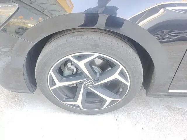 Volkswagen Passat — Фото автомобиля 22