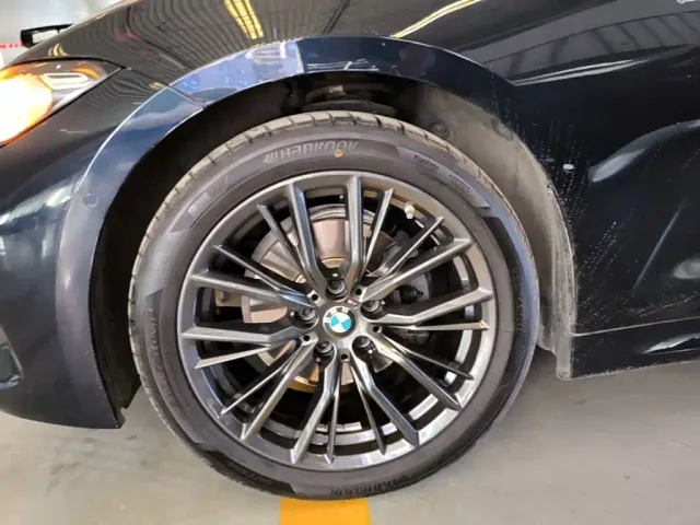 BMW 3 Series — Фото автомобиля 22