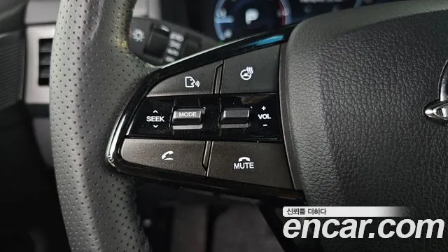 KG_Mobility_Ssangyong Rexton Новый Rexton Sport Дизель 2.2 4WD — Фото автомобиля 17