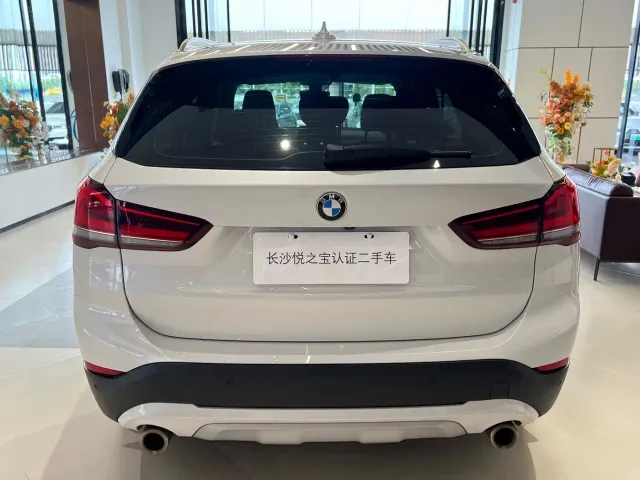 BMW X1 — Фото автомобиля 5