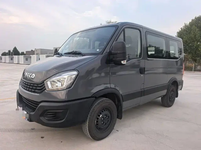 Фотография автомобиля — Iveco Daily