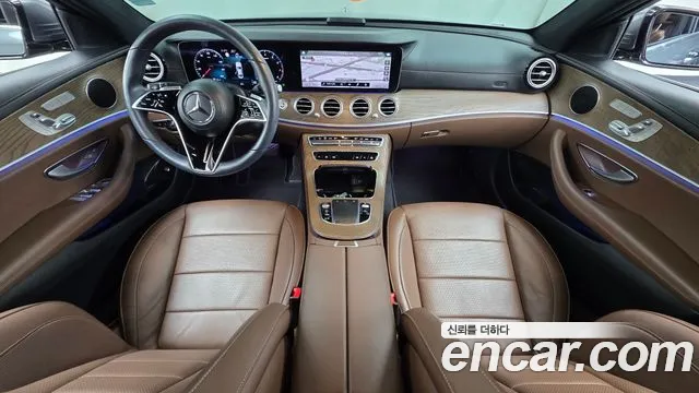 Mercedes-Benz E-Class W213 — Фото автомобиля 10