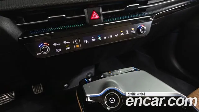 Kia EV6 — Фото автомобиля 23