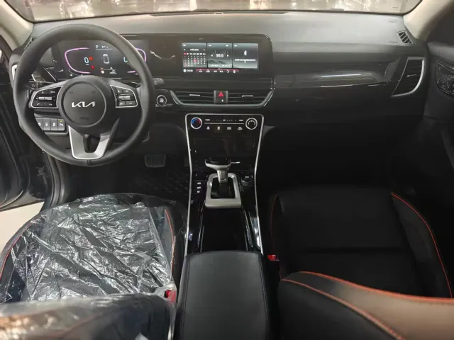 Kia Seltos — Фото автомобиля 6