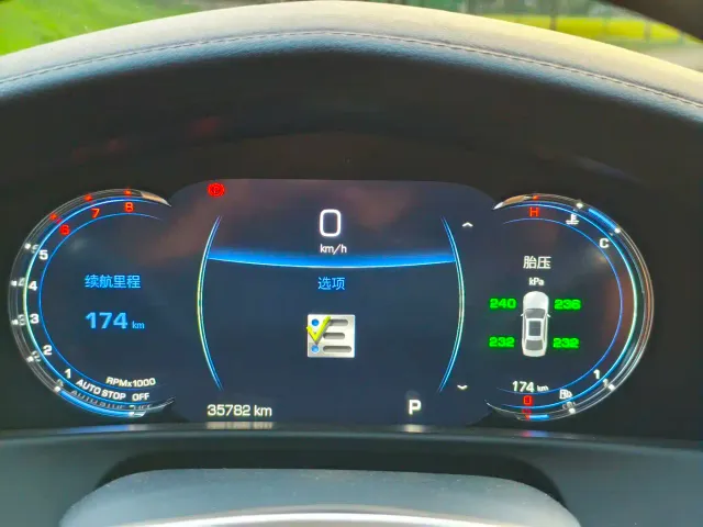 Cadillac CT6 — Фото автомобиля 6