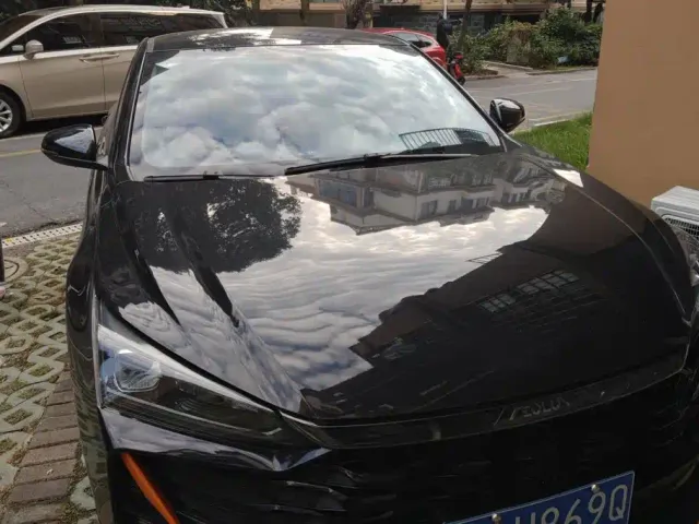 Фотография автомобиля — Dongfeng Yixuan