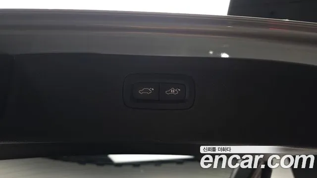 Volvo XC90 — Фото автомобиля 26