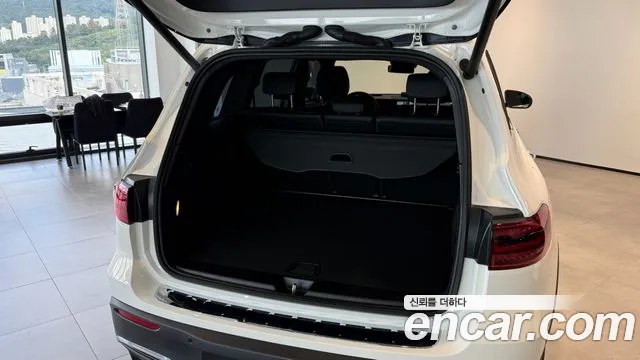 Mercedes-Benz EQB X243 — Фото автомобиля 10