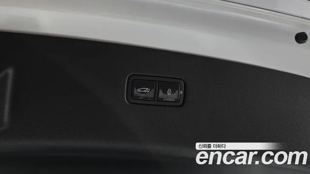 Genesis GV80 — Фото автомобиля 29