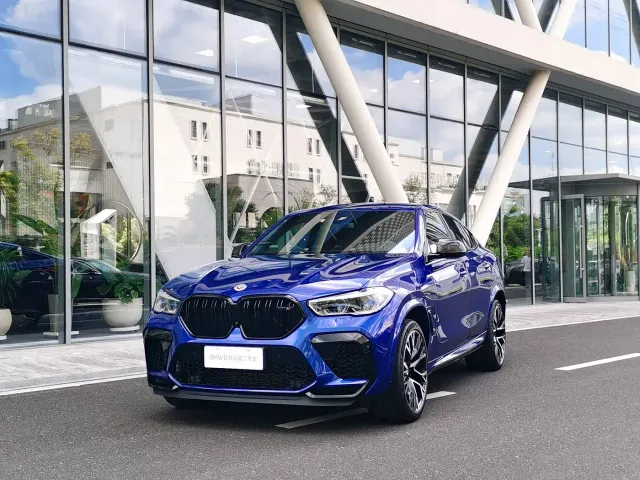 Фотография автомобиля — BMW X6 M