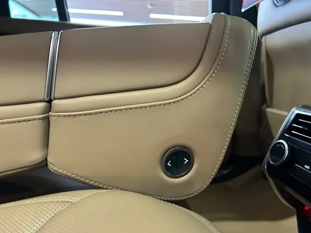 Land Rover Range Rover — Фото автомобиля 28