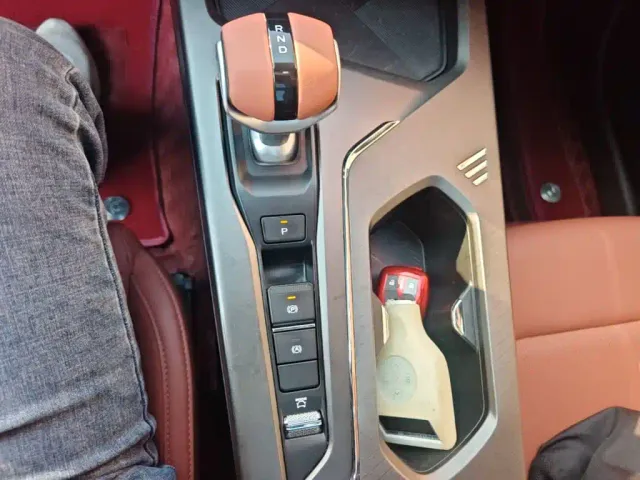 Changan X5 Plus — Фото автомобиля 13