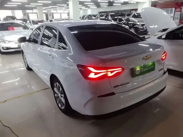 Chevrolet Monza — Фото автомобиля 4