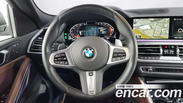 BMW X6 — Фото автомобиля 13