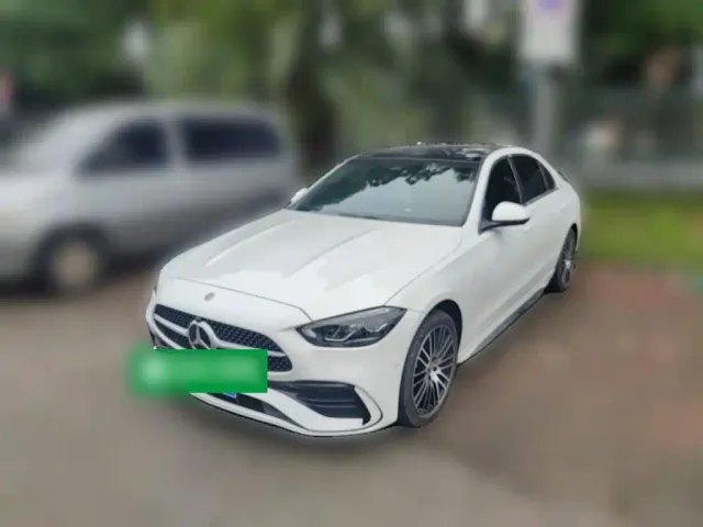 Фотография автомобиля — Mercedes-Benz C-Class