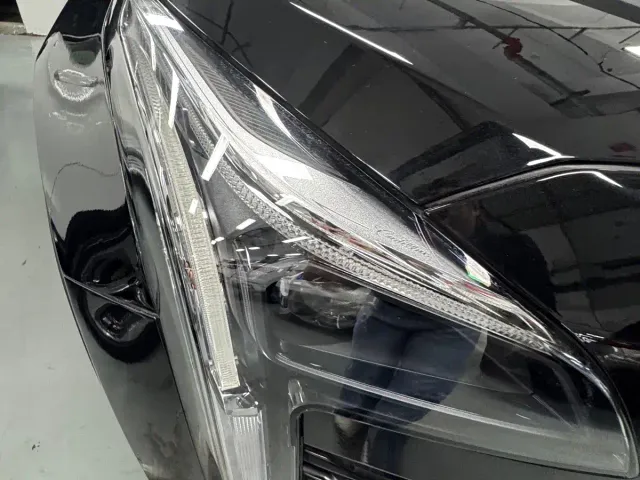 Cadillac XT4 — Фото автомобиля 3