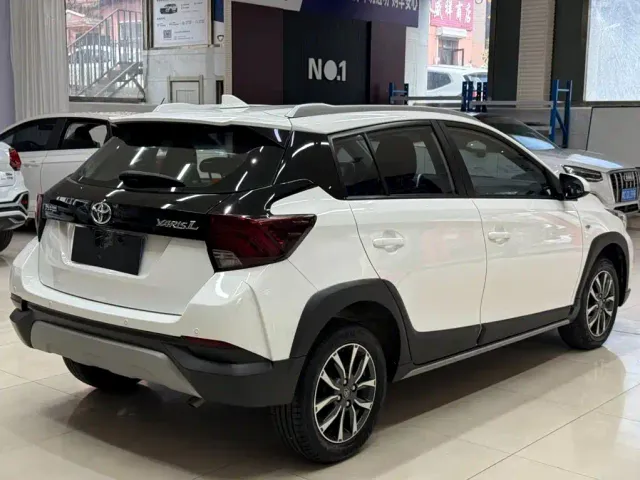 Toyota YARiS L Zhi Xuan — Фото автомобиля 4