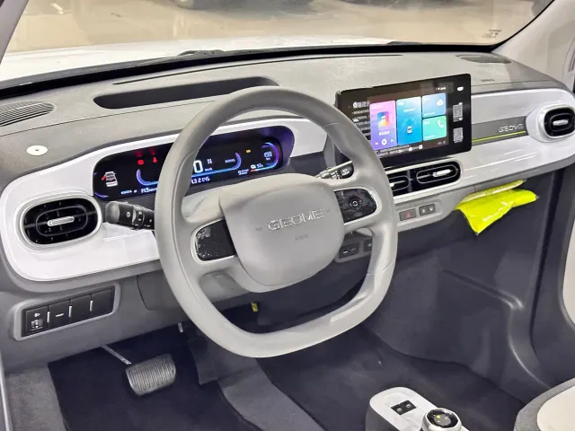 Geely Panda — Фото автомобиля 4