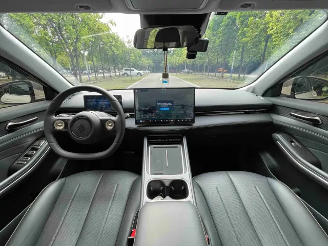 Baojun Yunhai — Фото автомобиля 17