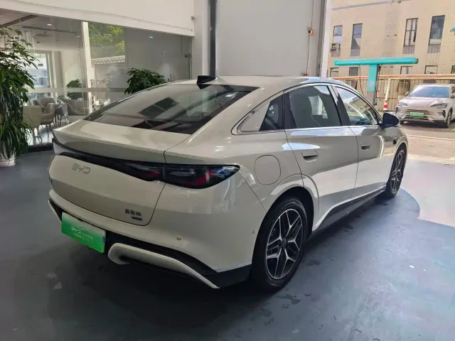 BYD Seal 06 — Фото автомобиля 6