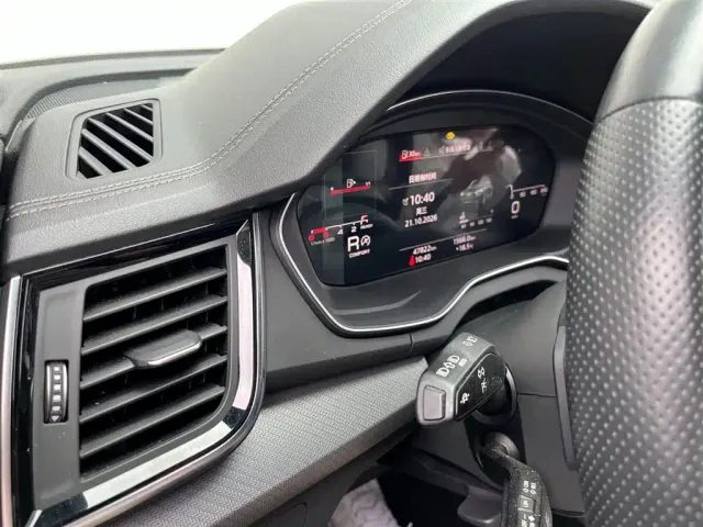 Audi Q5L Sportback — Фото автомобиля 14