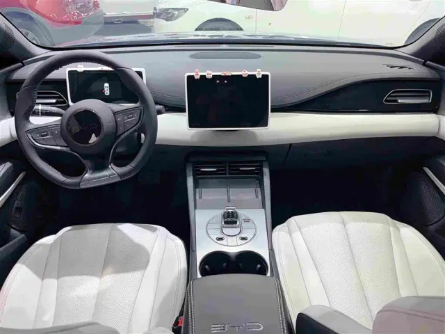 BYD Seal 06 — Фото автомобиля 7