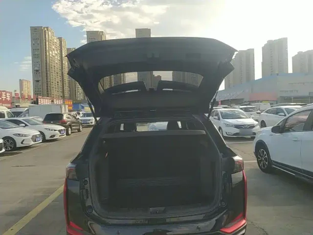 Dongfeng Yixuan GS — Фото автомобиля 18