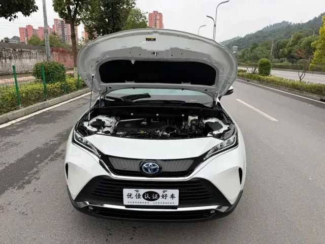 Toyota Harrier — Фото автомобиля 8