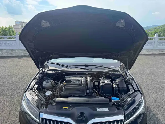 Skoda Superb — Фото автомобиля 19