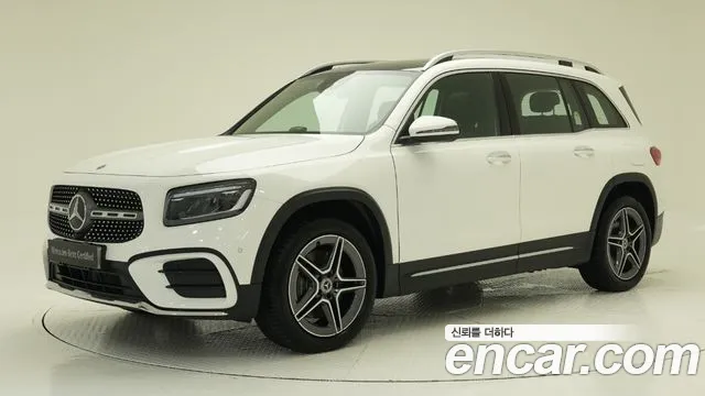 Фотография автомобиля — Mercedes-Benz GLB-Class