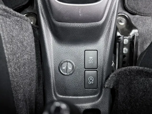 Toyota YARiS L Zhi Xuan — Фото автомобиля 14