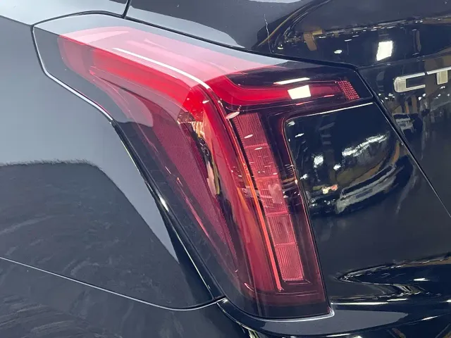 Cadillac CT5 — Фото автомобиля 12