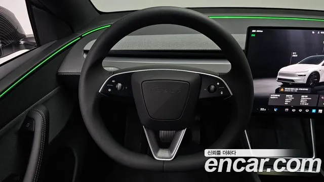 Tesla Model Y — Фото автомобиля 12