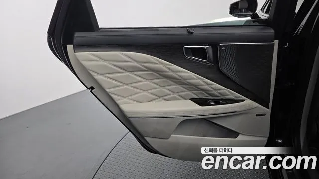 Kia K8 Hybrid — Фото автомобиля 14