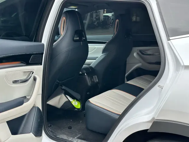 BYD Song PLUS — Фото автомобиля 8