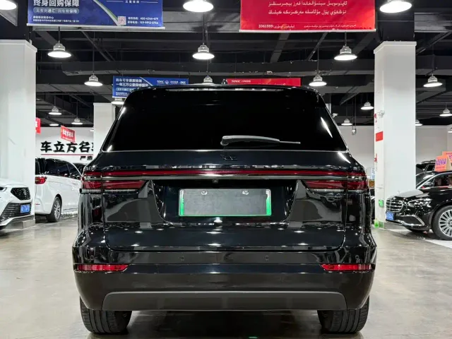 Li Auto ONE — Фото автомобиля 8