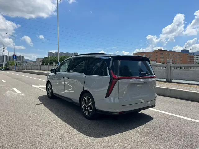 Maxus G70 — Фото автомобиля 5