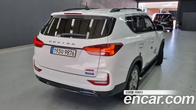 KG_Mobility_Ssangyong Rexton All Rexton Дизель 2.2 4WD — Фото автомобиля 3