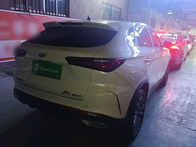 Changan Oushang X5 — Фото автомобиля 6