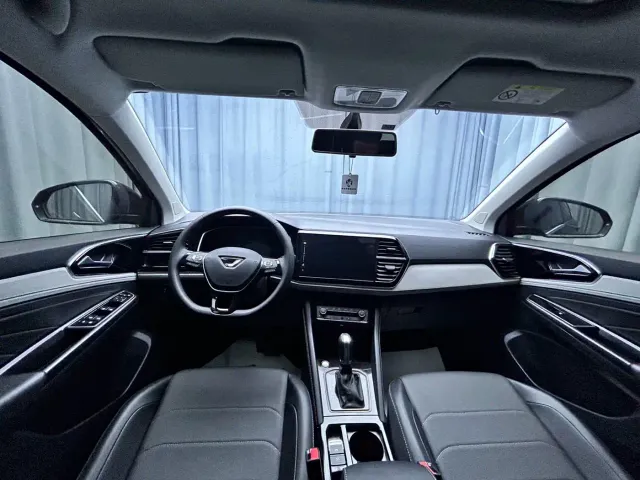 Jetta VS5 — Фото автомобиля 12