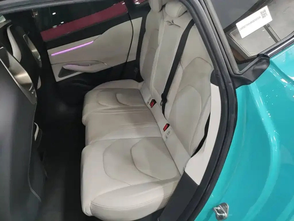Xiaomi Auto Xiaomi SU7 2024 AWD Extended Range Advanced Smart Driving Max Edition — Фото автомобиля 16