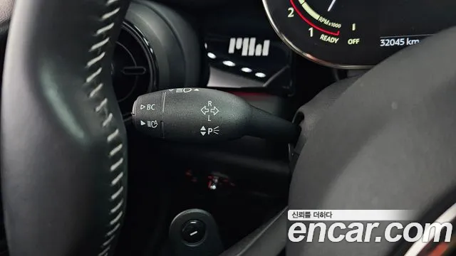 Mini Cooper — Фото автомобиля 18