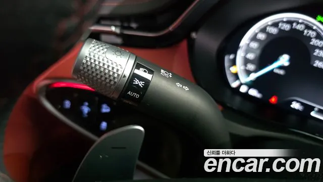 Genesis GV70 — Фото автомобиля 29