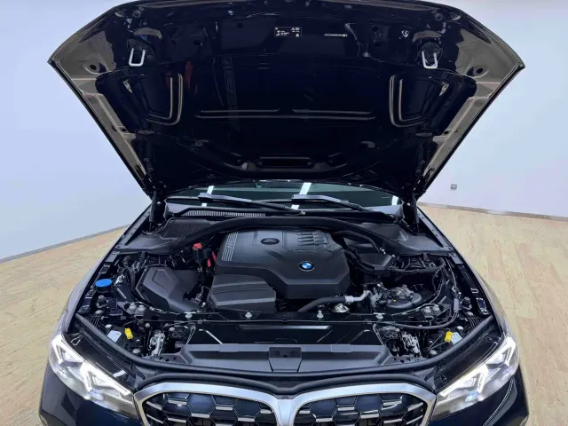 BMW 3 Series — Фото автомобиля 6