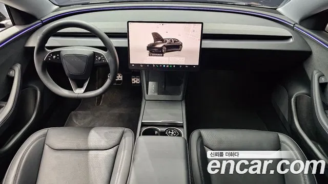 Tesla Model 3 — Фото автомобиля 6