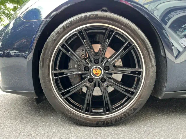 Porsche Panamera 2023 Panamera 2.9T — Фото автомобиля 18