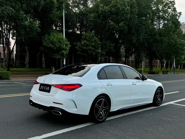 Mercedes-Benz C-Class — Фото автомобиля 7