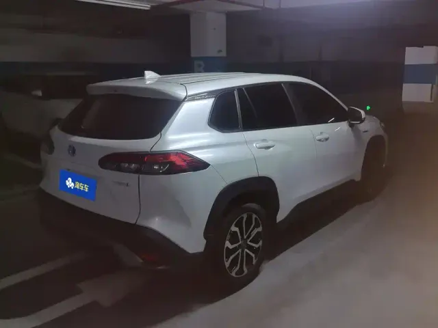 Toyota Frontlander — Фото автомобиля 3