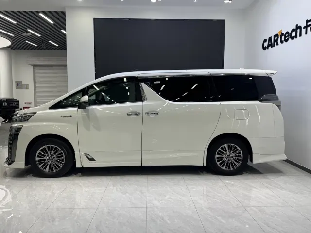 Toyota Vellfire — Фото автомобиля 7